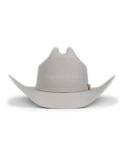 El San Marcos Texana Gris de Tucson Hats es un sombrero de lana gris claro, de ala ancha, con copa alta y pliegue central, ideal para vaqueros y vaqueras, que se presenta sobre un fondo blanco.
