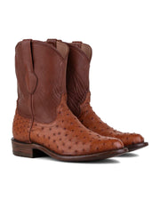 La Murrieta - Bota de Avestruz Nuez de VAQUERO VAQUERA cuenta con una parte inferior texturizada, parte superior de cuero liso, diseños cosidos, correas de tiro y tacones bajos apilados, ideal para lograr un estilo vaquero mexicano clásico.